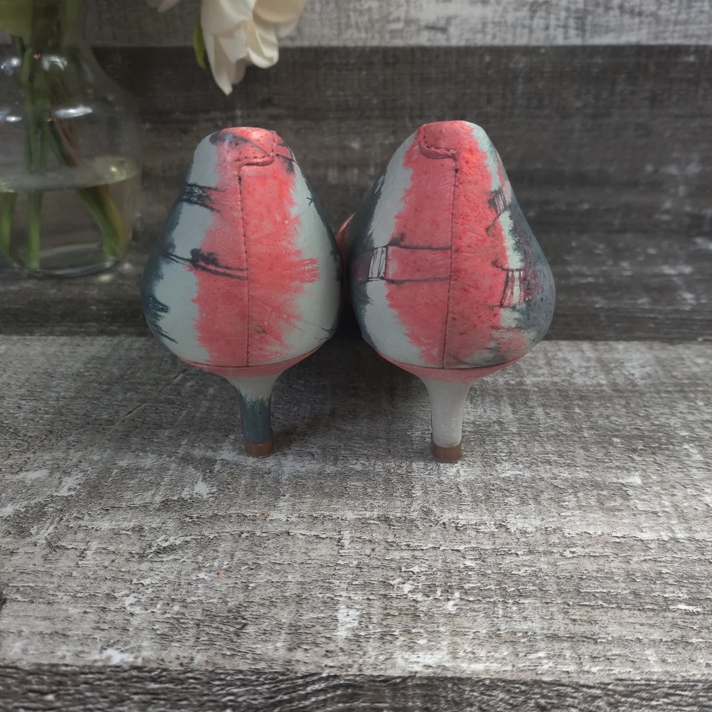 Charles David leather tye dye kitten heels